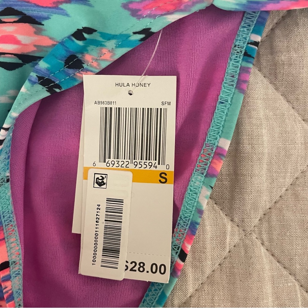 Pattern Bikini - Picture 3 of 5